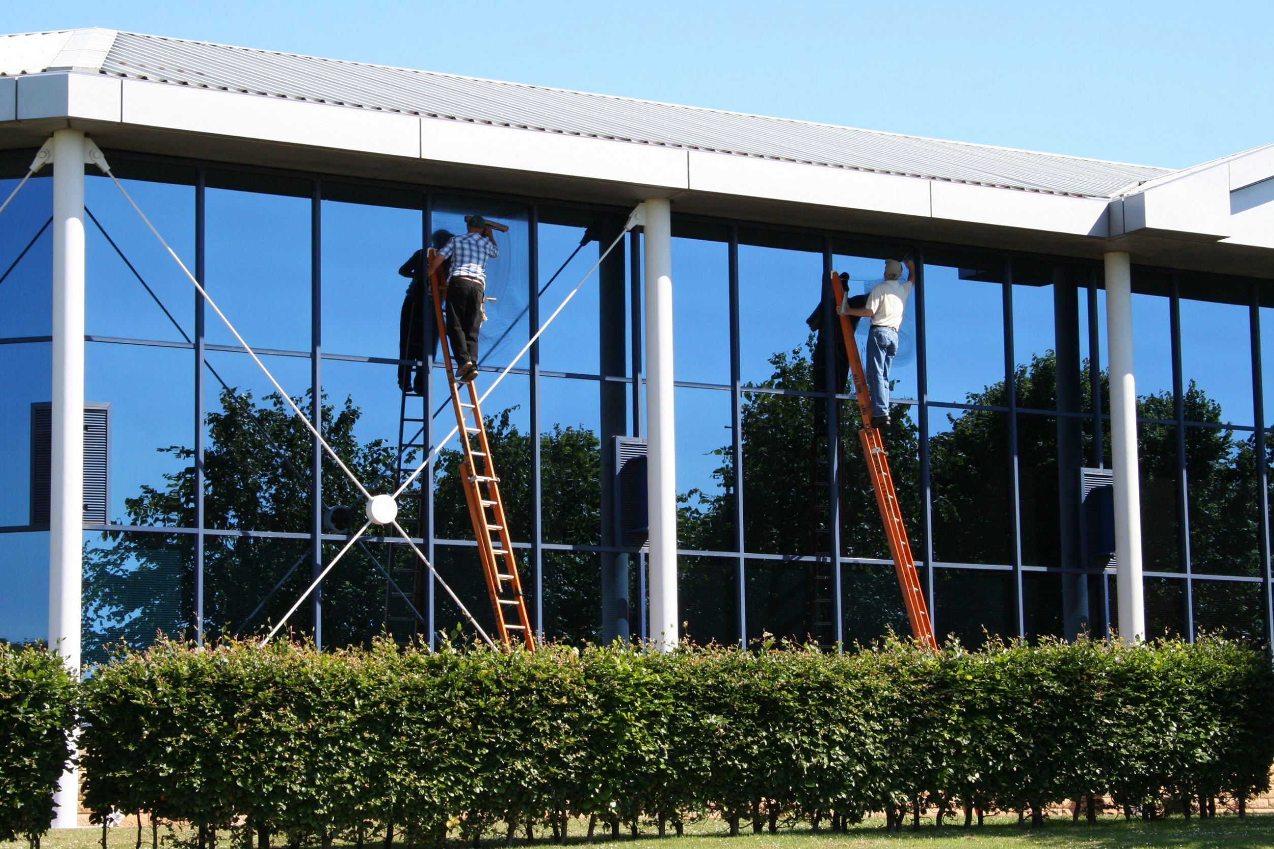 Storefronts in Fairfax, VA, Area Repairs Are Now Fixed