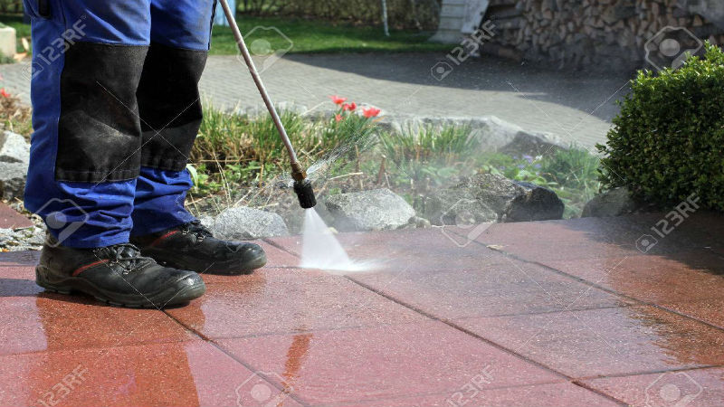 Pressure Washing Services in Melbourne, FL Provide Serious Benefits