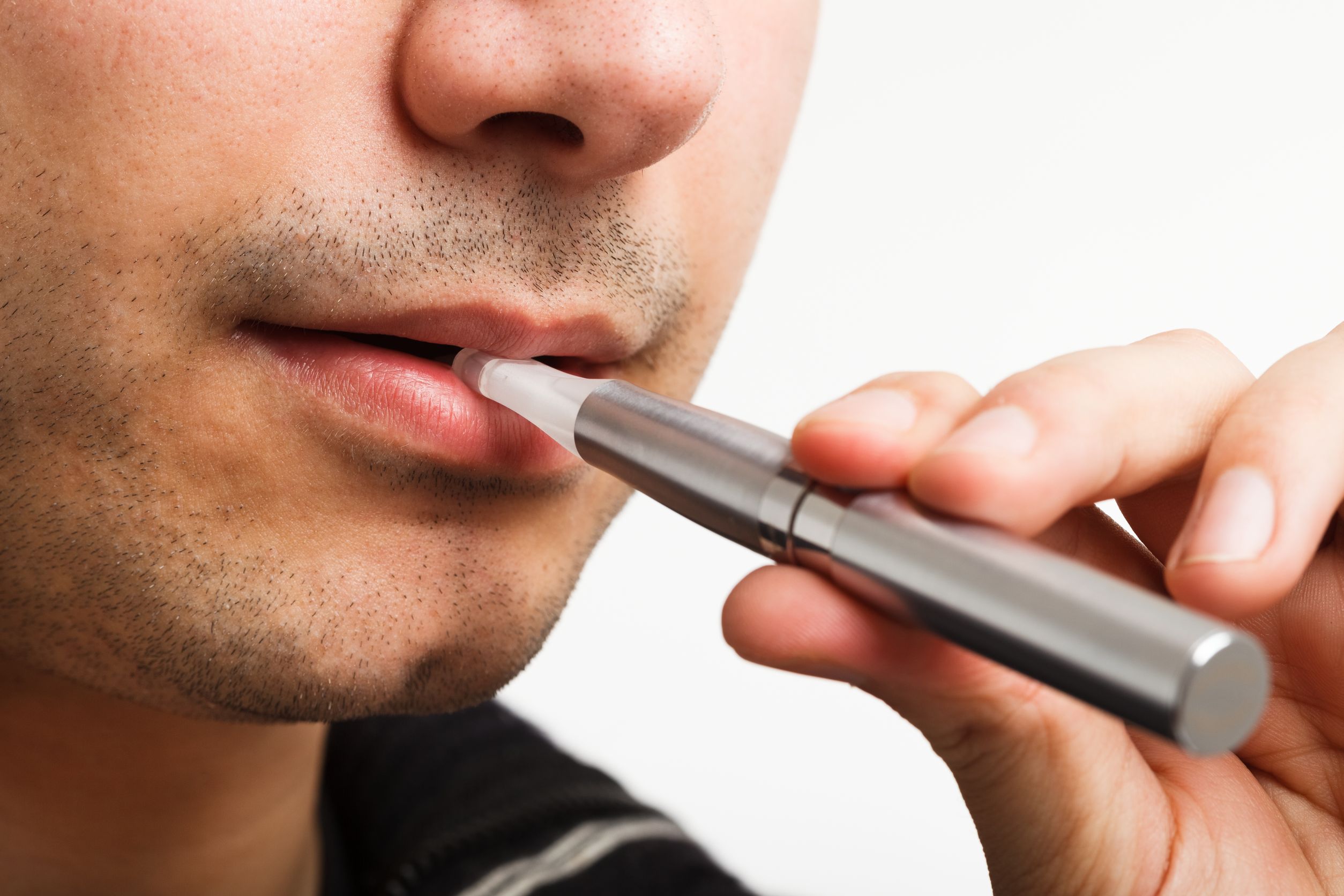 Understanding Smokeless Smoking Products in Alberta